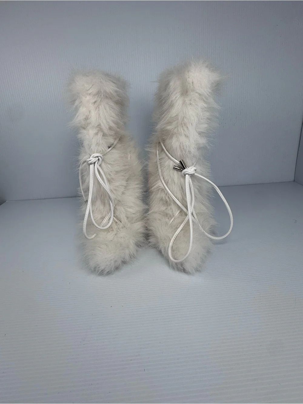 Azalea Wang Ivory Faux Fur Boots Sz. 6 Stiletto Heel Lace-Up Statement Boots NIB